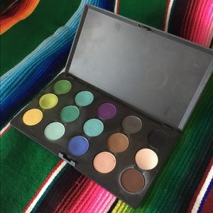 MAC Eyeshadow Palette, 15 Shades